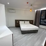 The Honeycomb Boutique Hotel Golem (Tirana)