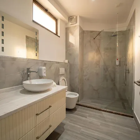 The Honeycomb Boutique 5* Golem (Tirana)