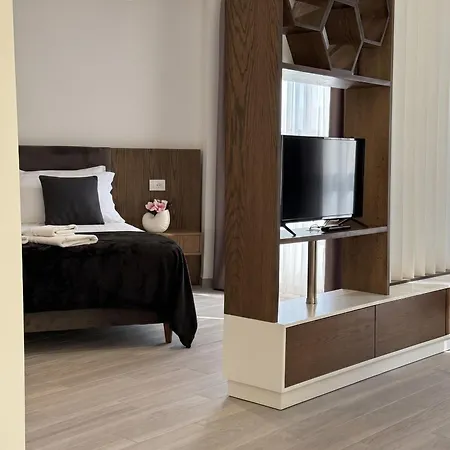Hotel The Honeycomb Boutique 5*