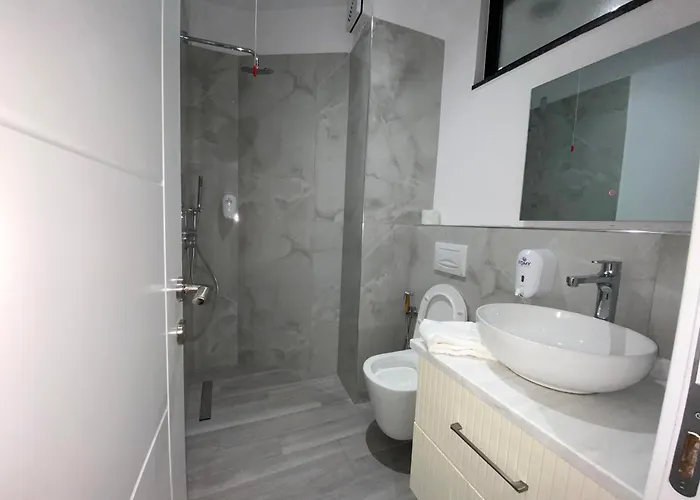The Honeycomb Boutique 5* غوليم