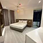 The Honeycomb Boutique 5* Golem (Tirana)