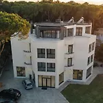Hotel The Honeycomb Boutique 5*