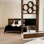 Szálloda The Honeycomb Boutique