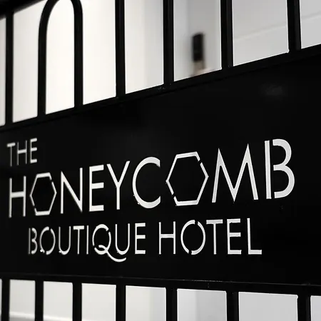 The Honeycomb Boutique 5* Golem (Tirana)