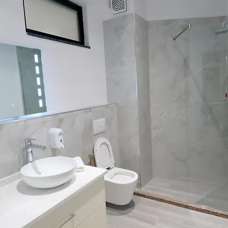 فندق The Honeycomb Boutique 5*