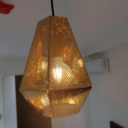 The Honeycomb Boutique غوليم