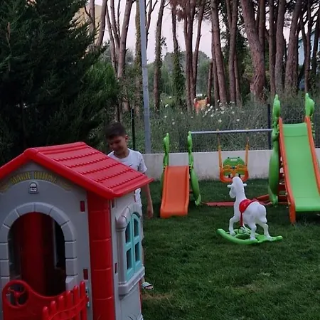 The Honeycomb Boutique 5* غوليم